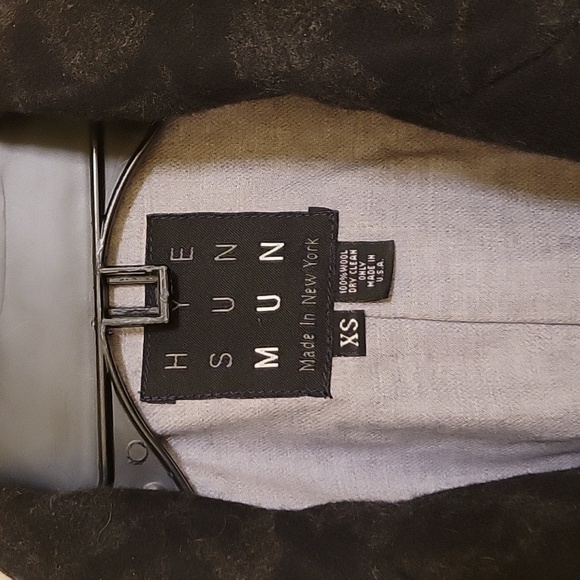 ***STUNNNING*** HYE SUN MUN NEW YORK 100% WOOL COAT - Picture 8 of 10